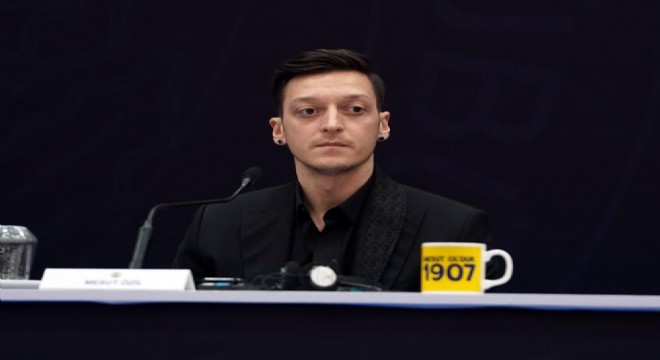 Transfer döneminde Erzurumspor ve  Özil konuşuldu